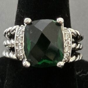 Silvertone Faceted Green & Crystal Ring No Markings for Metal/Maker ✨️See Note✨